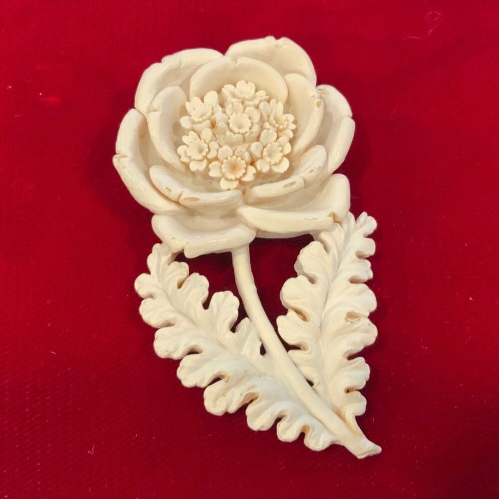 Vintage Brooch